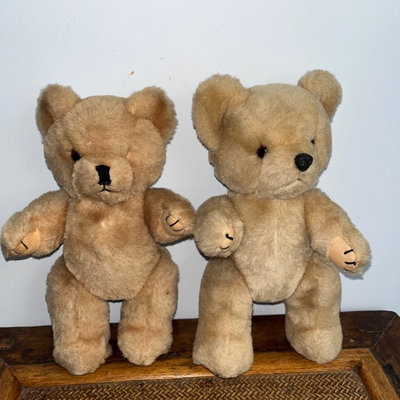 Pair of authentic, vintage, wool jointed Teddy bears, from Harrods - Picture 3 of 13